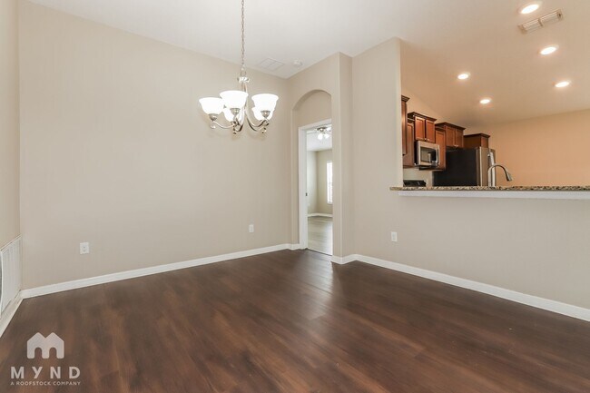 Building Photo - 12526 Cricklewood Dr