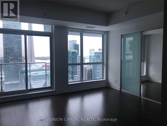 Building Photo - 30 Nelson St