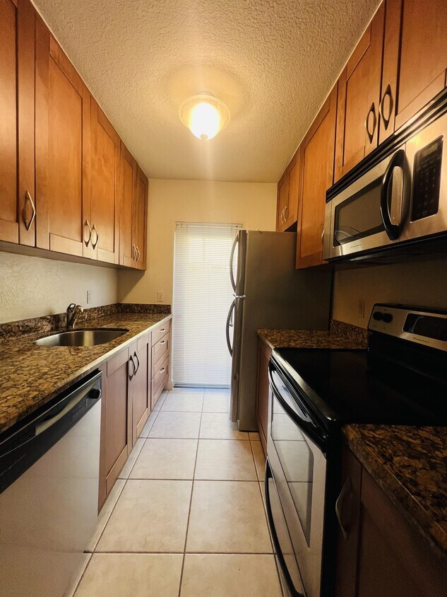 2643 NE 8th Ave, Wilton Manors, FL 33334 House Rental in Wilton Manors, FL