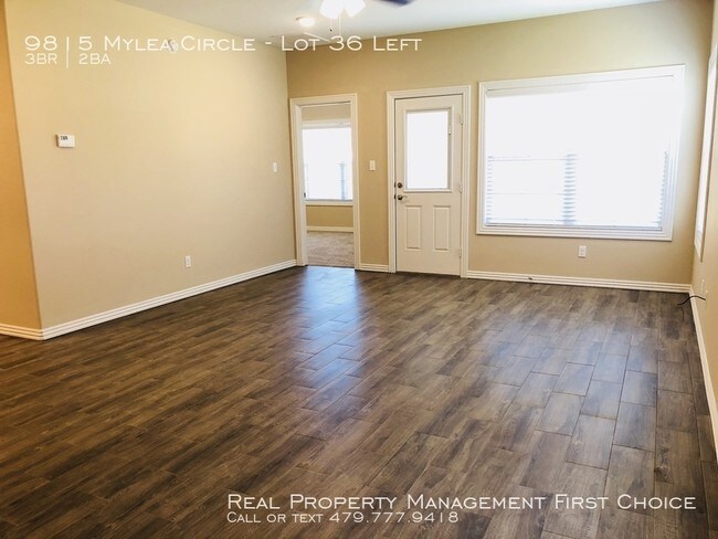 Foto del edificio - NEW CONSTRUCTION! MOVE IN SPECIAL OFFERED!