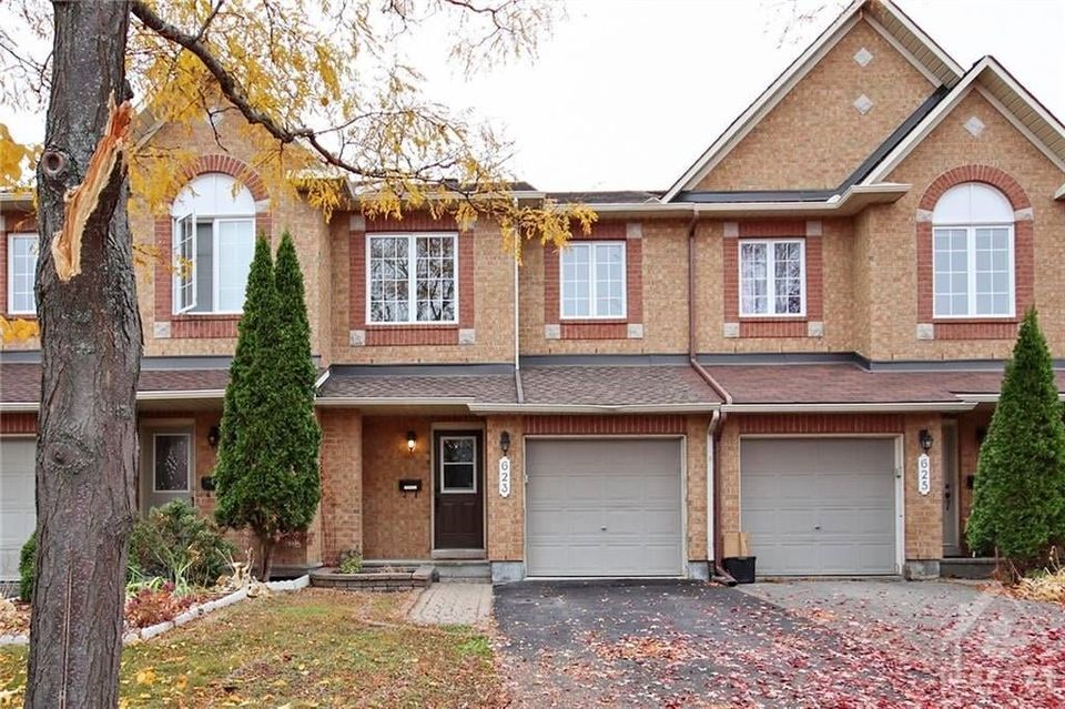 Primary Photo - 623 Aquaview Dr