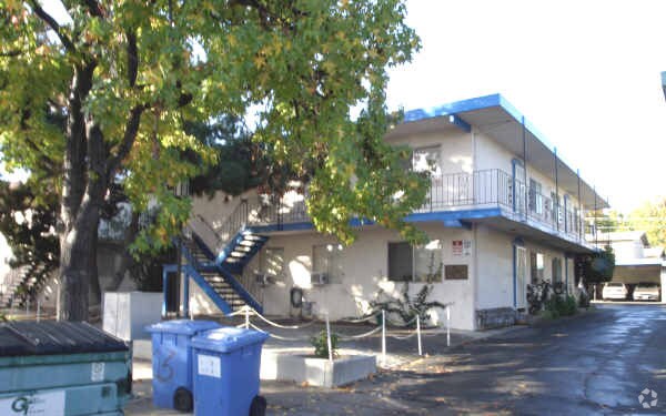 Foto del edificio - 1099 Roewill Dr