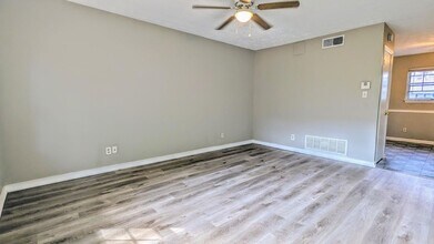 Building Photo - 1235 Riverside Dr