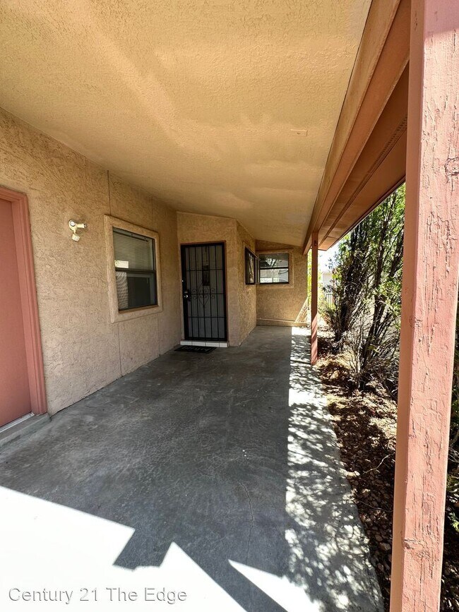 Foto del edificio - 3 br, 2 bath House - 3265 Mountain Ridge