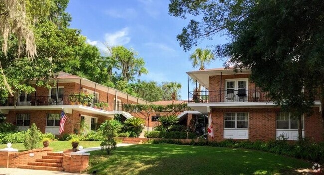 Building Photo - Fort King Manor