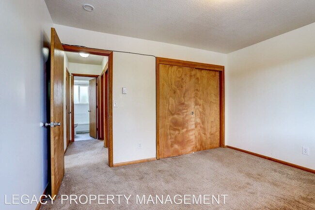 Foto del edificio - 11580 SW Hall Blvd