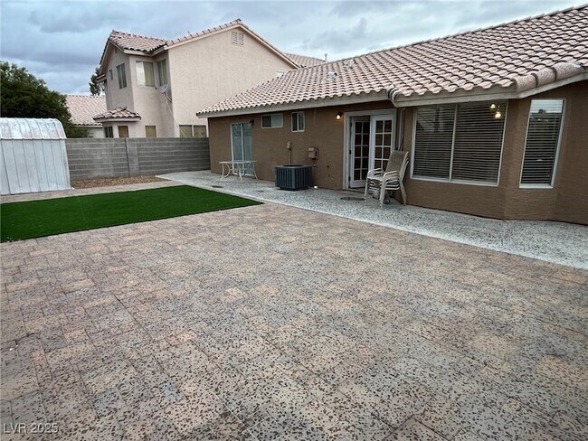 Foto del edificio - 1855 Double Delight Ave