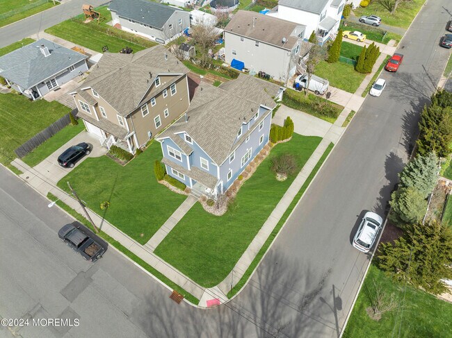 Foto del edificio - 269 Hearn Ave