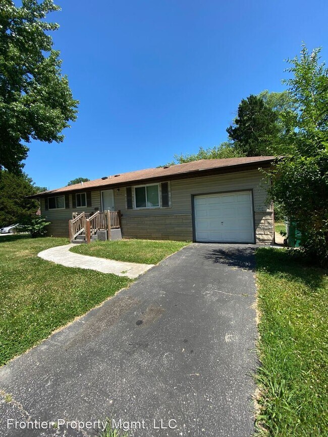 Building Photo - 3 br, 1 bath House - 4232 Smithfield Pl