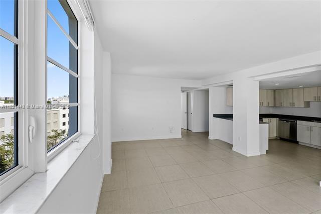 Foto del edificio - 910 West Ave