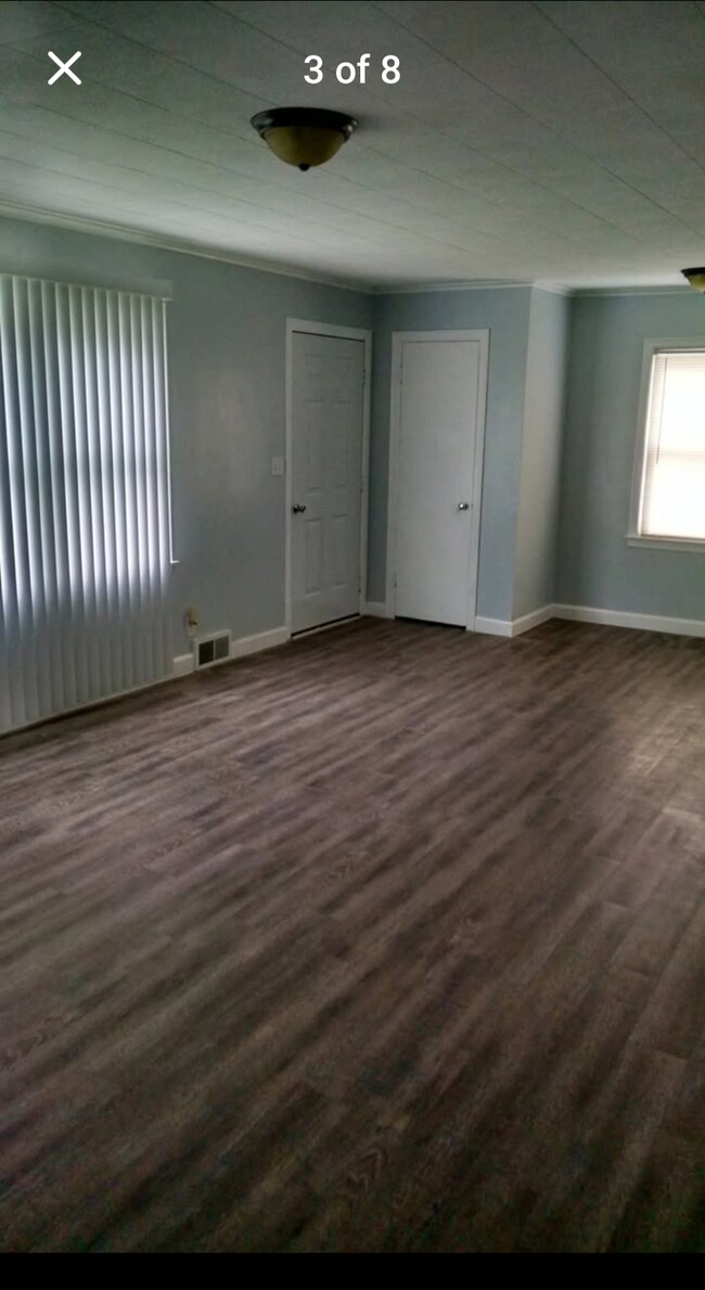 Foto del edificio - 1117 Hall St