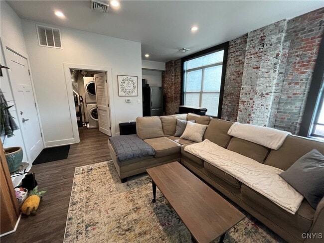 Foto del edificio - 800 N Clinton St