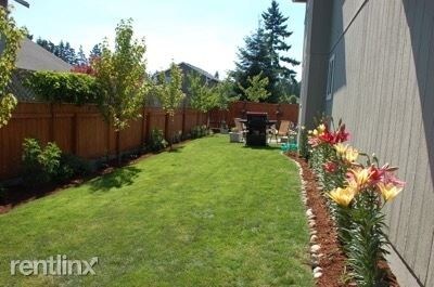 Building Photo - 4 br, 2.5 bath House - 8212 184th St Ct E