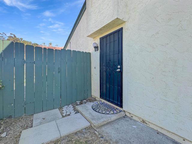 Primary Photo - 1937 Terracina Cir