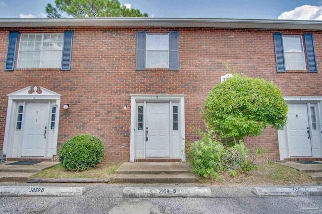 Building Photo - 3050 Belle Meade Dr