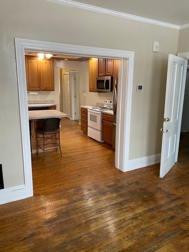 Kitchen view - 658 N Hanover Street
