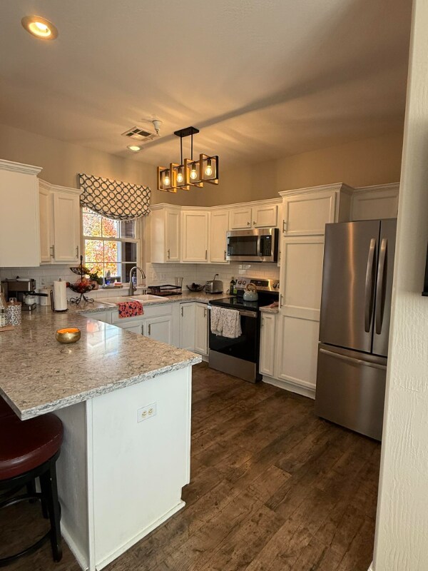 Foto del edificio - 2423 Perdido Way