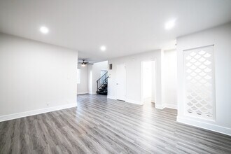 Building Photo - 2233 Ridgeley Dr