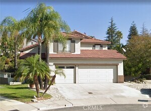 Building Photo - 5031 Columbia Dr