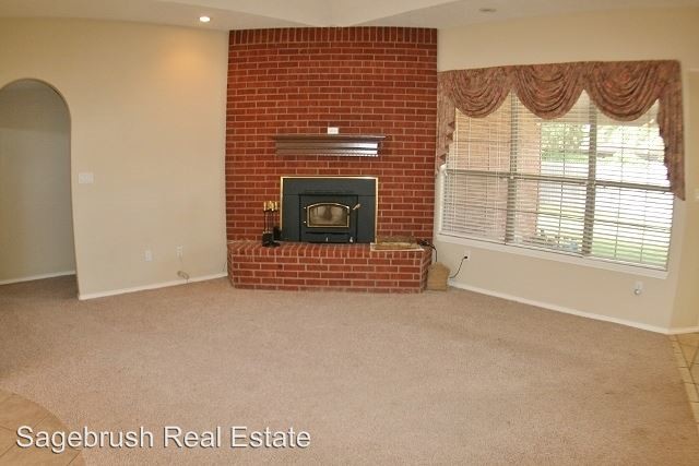 Foto del edificio - 4 br, 3 bath House - 2120 Jadyn Lane