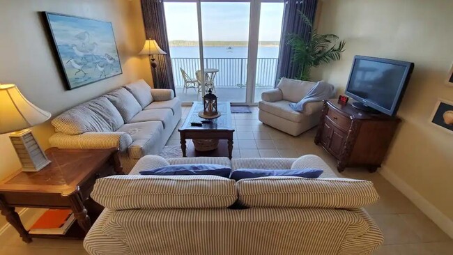 Photo - 13427 Blue Heron Beach Dr Apartment
