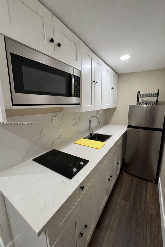 Foto del edificio - 620 NW 6th St