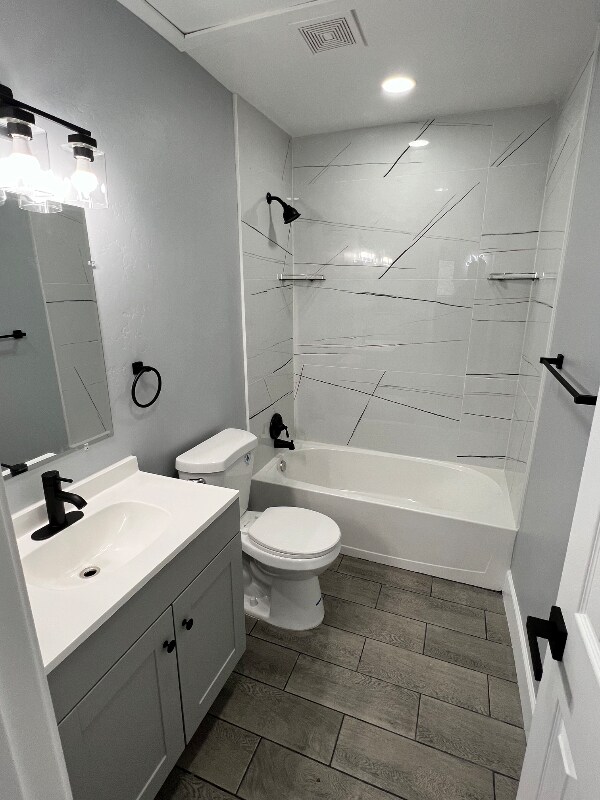 Foto principal - 325 Lincoln Ave