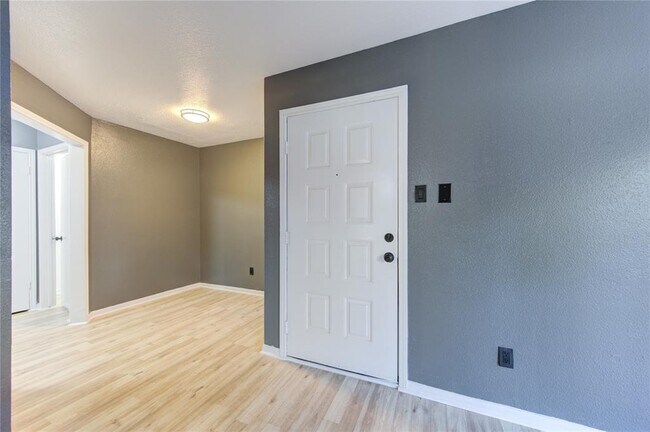 Foto del edificio - 12500 Sandpiper Dr