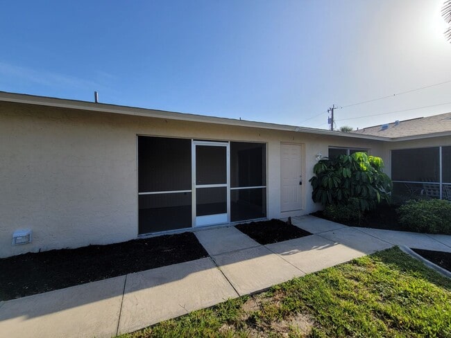 Building Photo - 4807 Triton Ct E