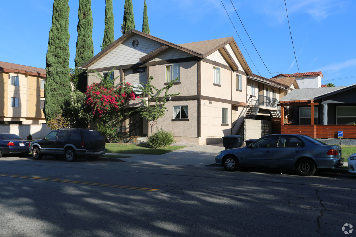 Primary Photo - 715 E Lomita Ave