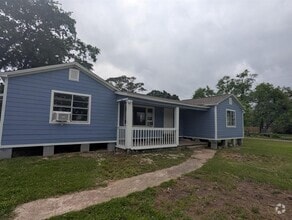 Building Photo - 327 Primrose Rd