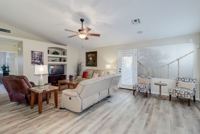 Foto del edificio - 1116 S Ironwood Ct
