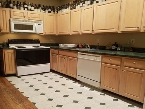 Primary Photo - 214 10th St