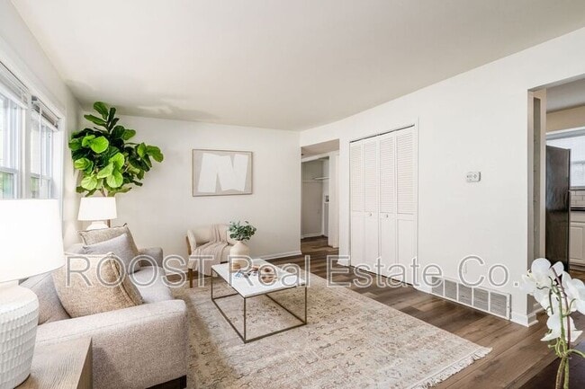 Foto del edificio - 1170 Bryden Rd