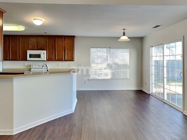 Foto del edificio - 10538 Samuels Way Dr