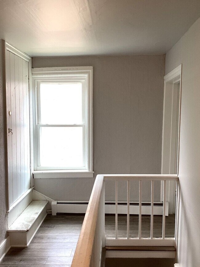 Foto del edificio - 238 E King St