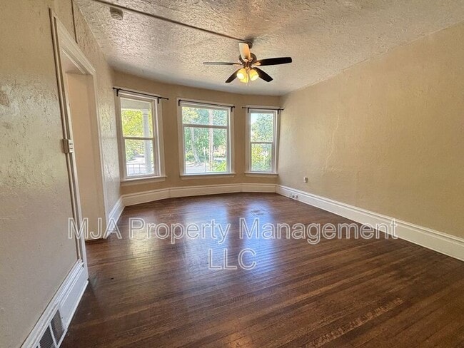 Building Photo - 1631 S 500 E