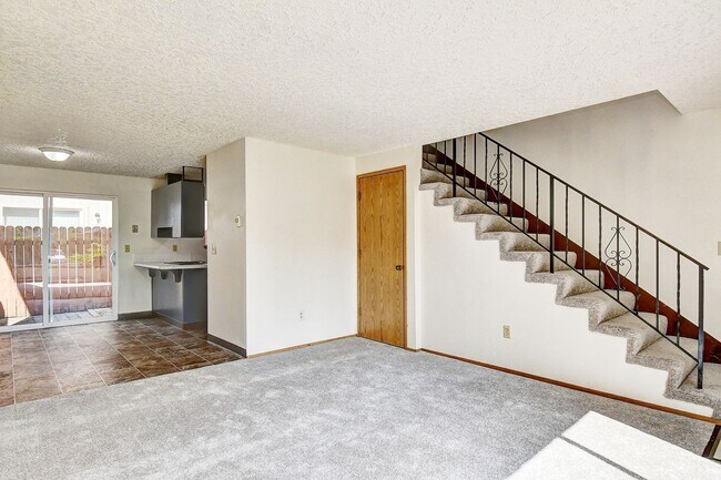 Foto del edificio - 2415 E 30th St