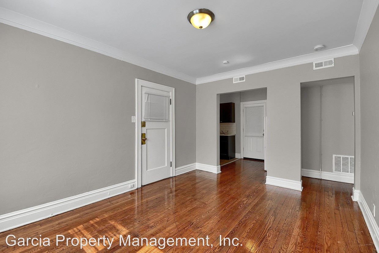 Foto principal - 4251 S Kingshighway Blvd