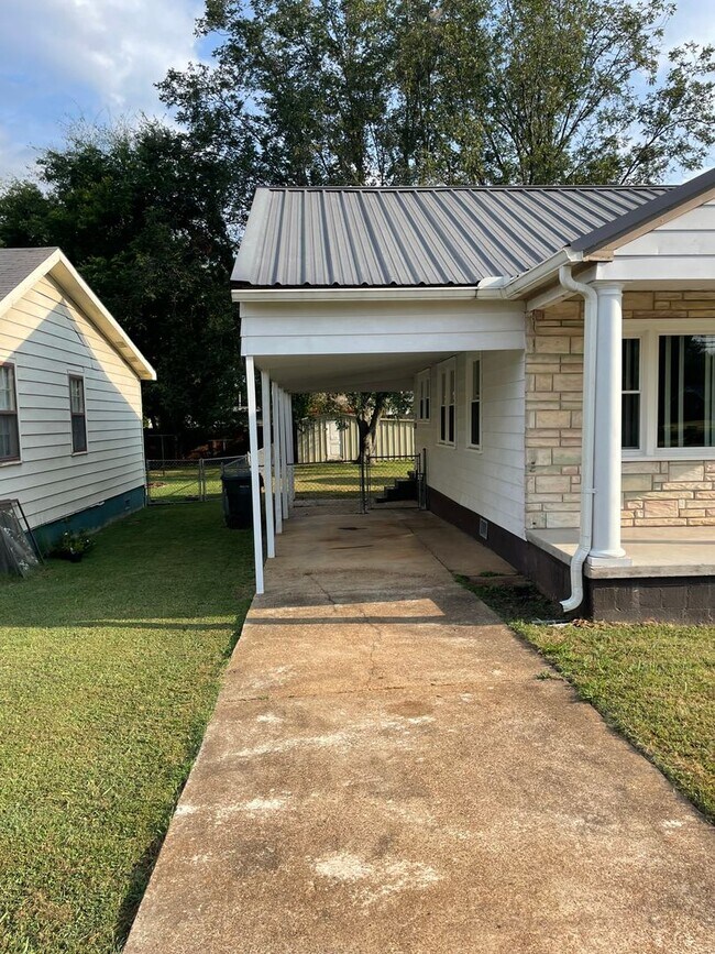 Foto del edificio - House for rent