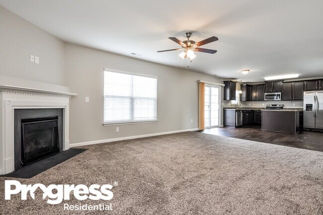 Foto del edificio - 5004 Bee Balm Ct