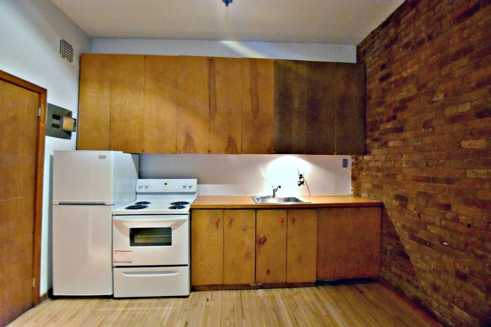 Foto del edificio - 121 W 3rd St