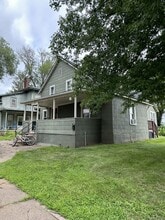 Building Photo - 904 1st Ave
