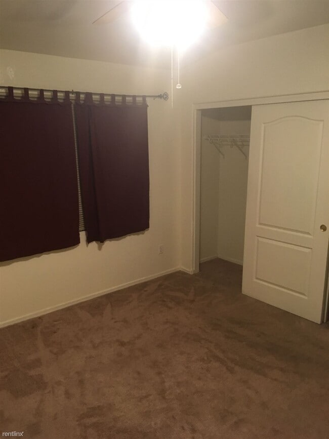 Building Photo - Room for Rent, 1 bath House - 7646 East Co...