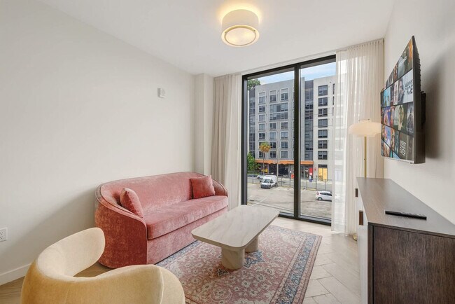 Foto del edificio - 2700 NW 2nd Ave