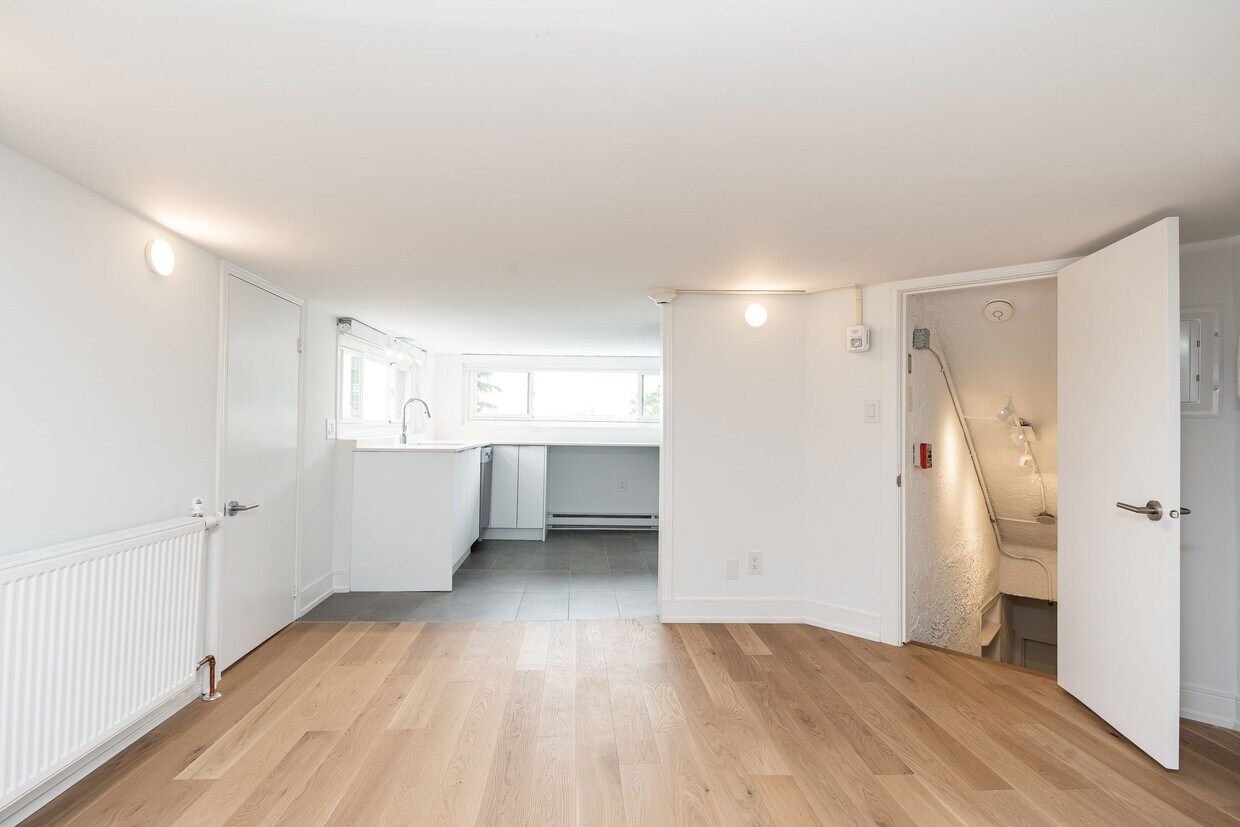 Photo principale - 100 Vaughan Rd
