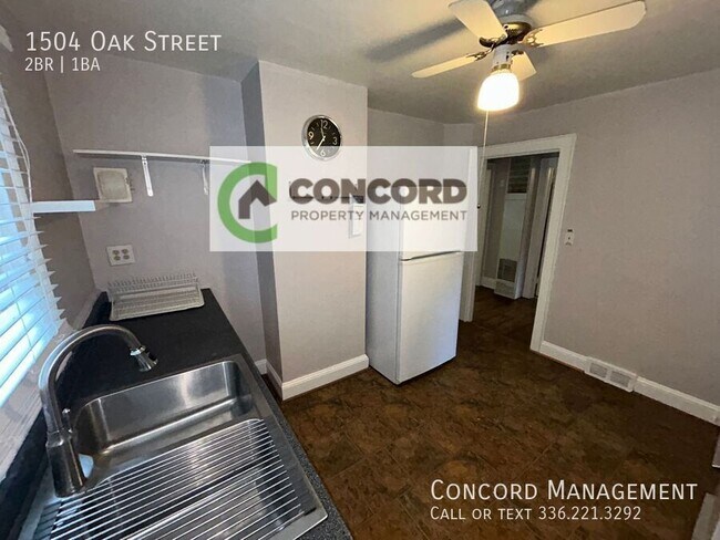 Foto del edificio - 1504 Oak St