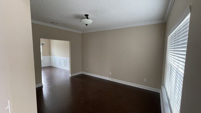 Foto del edificio - Home For Rent