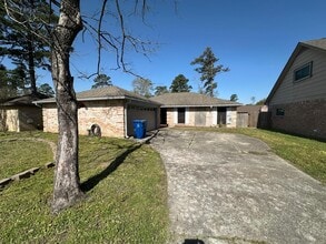 Building Photo - 8230 Amurwood Dr