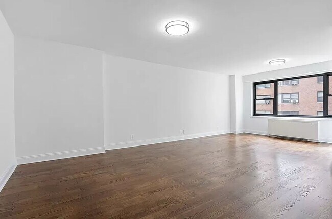 Foto del edificio - 400 E 89th St